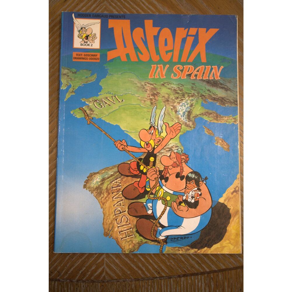 Asterix in Spain Book 2 Hodder D 1993 Edition Goscinny & Uderzo Vintage Comic